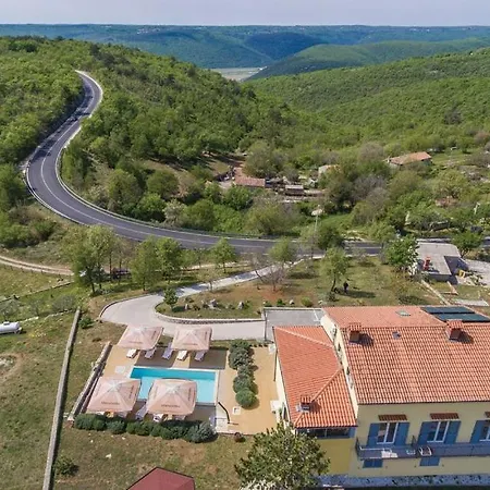 Una Labin (Istria)
