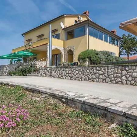 Holiday home Una *